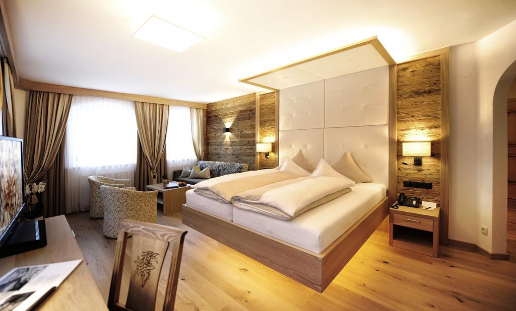 Salnerhof Superior Lifestyle Resort Ишгъл Екстериор снимка